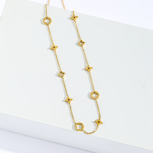 Diadem Clover Necklace